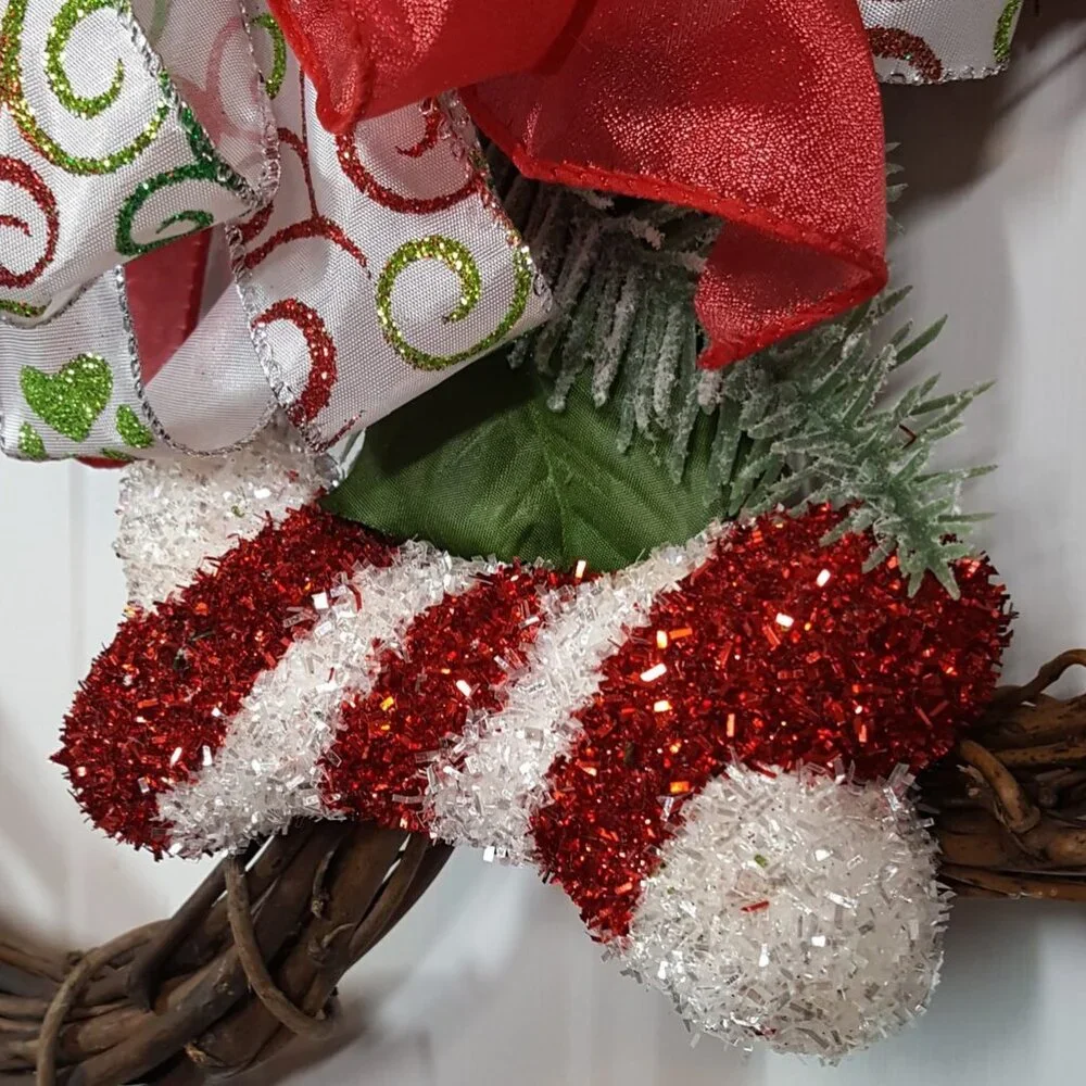 Holiday Dog Wreath, Holiday Dog Paw‎ Wreath, Christmas Grapevine Dog Wreath